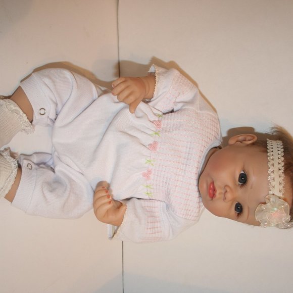 Ashton Drake Olivia Gentle Touch Baby Doll So Truly Real Lifelike Interactive - Picture 4 of 7